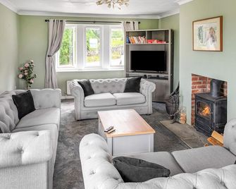 3 bedroom accommodation in Boldron, near Barnard Castle - Bowes - Living room