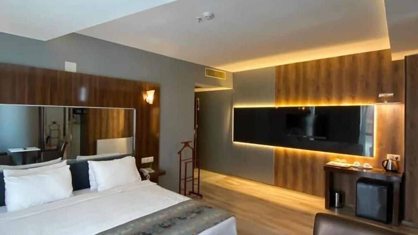 أوساك يوسيل هوتل