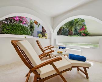 Atlantis Beach Villa - Perissa - Balkon