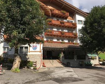 Hotel Europa - Pozza di Fassa - Rakennus