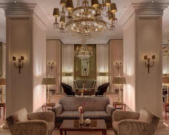 Koenigshof, a Luxury Collection Hotel, Munich - Munich - Lounge
