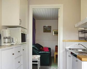 Stunning Home In Ronneby - Ronneby - Keuken