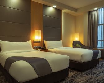 The Waterfront Hotel - Kuching - Habitació