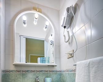Minerva - Pisa - Baño
