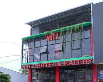 Artz Hotel - Palangkaraya - Budova