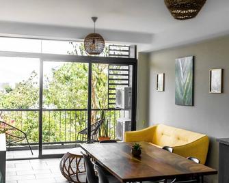 Beautiful And Stylish Apartment In Antiguo Cuscatlán! With A Great View!! - Antiguo Cuscatlán - Dining room