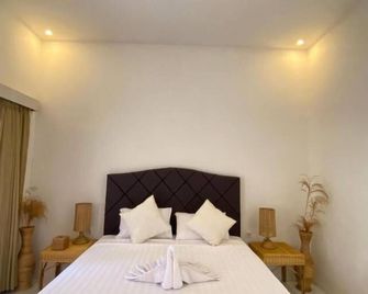 Efrata Villa - Pemenang - Chambre