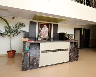 Hotel Ashoka Executive - Shirdi - Recepción