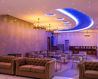 Ari Grand Hotel & Spa - Dhangethi - Sala de estar