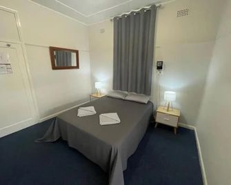 The Pink House - 월겟 - 침실