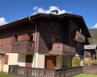 Grand appartement 6 pièces, 9 pers, à 800m centre de Morzine, WiFi, parking - FR-1-754-12 - Morzine - Bâtiment