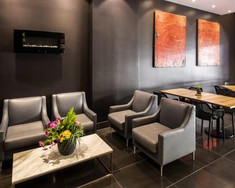 Ibis Sydney World Square - Sydney - Building