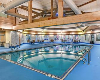 Pine Mountain Resort - Iron Mountain - Pool