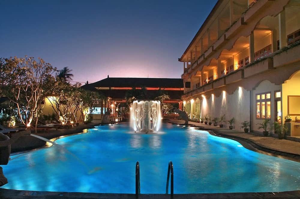 فندق وسبا فيبري