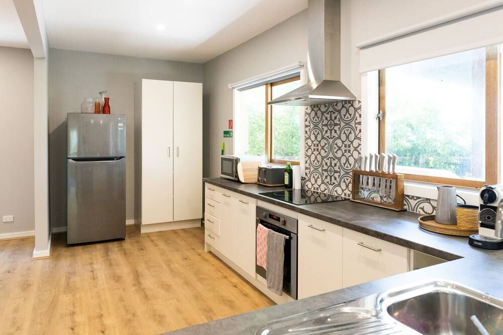 Butterfly Dromana The Dark House: Where the mountains meet the sea - Dromana - مطبخ