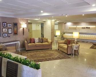 Hotel One Mall Road Murree - Murree - Lobby