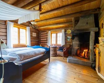 Røisheim Hotel & Skysstasjon - Lom - Habitación