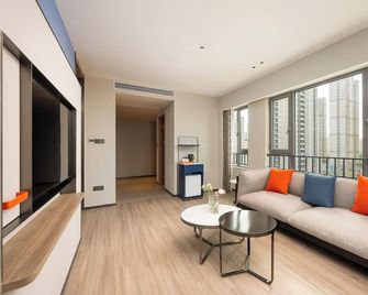 Holiday Inn Express Taizhou City Center By IHG - Taizhou - Bedroom