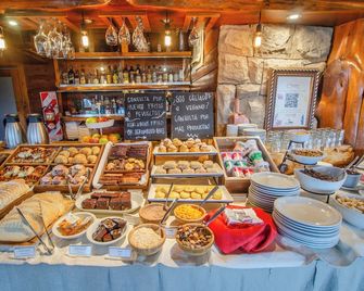 Nido del Condor Resort & Spa - San Carlos de Bariloche - Buffet