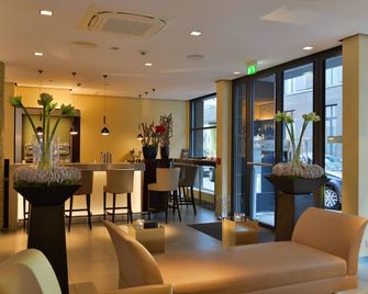 Hotel Santo - קלן - לובי