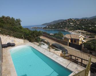 Villa Giglio - Torre delle Stelle - Piscina