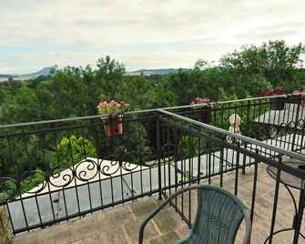 Hotel Na Hradbách - Louny - Balcony