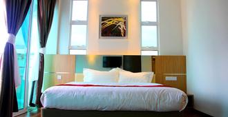 906 Premier Hotel - Malakka - Schlafzimmer