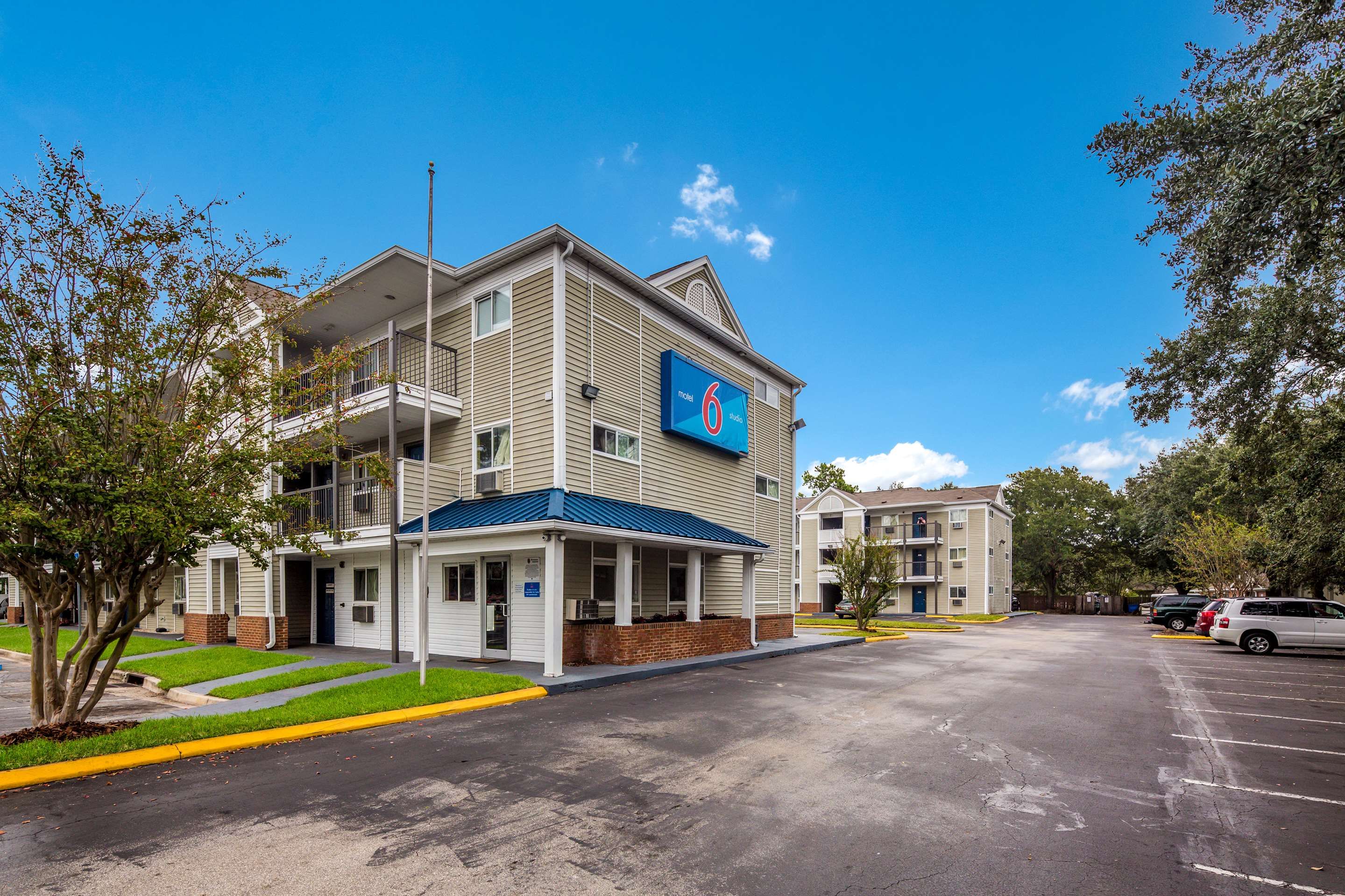 Motel 6 Jacksonville, Fl - South thumbnail 3