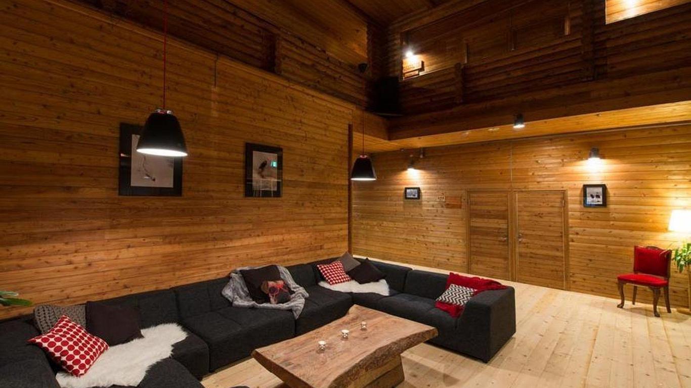 Moiwa Lodge
