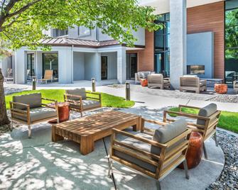 Courtyard by Marriott Reno - Reno - Terasa