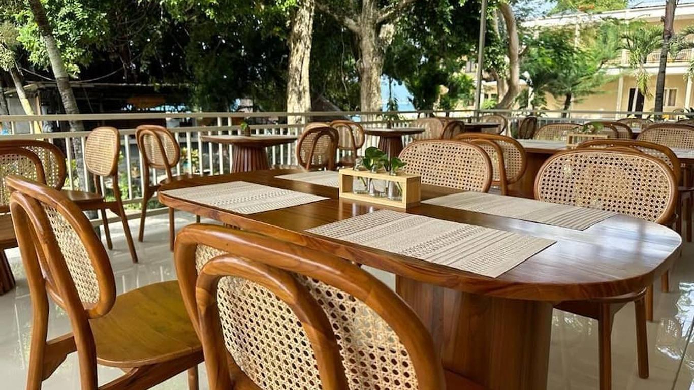 Amazing Beach Resort - Palu