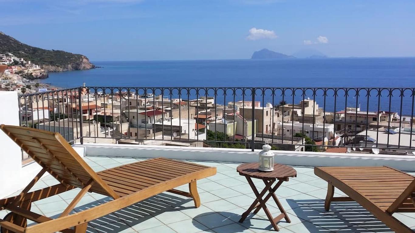 لا زاجارا هوتل