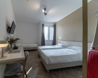 Hotel Donatello Modena - Módena