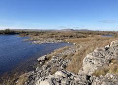 Luxury Glamping Dome with views of the Burren - County Clare - Pantai