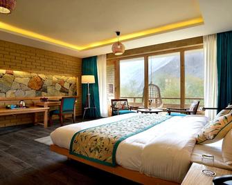 Stone Hedge Hotel - Hundar - Bedroom
