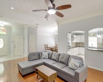 Dogs Welcome, Fenced Yard: Richmond Retreat! - Richmond