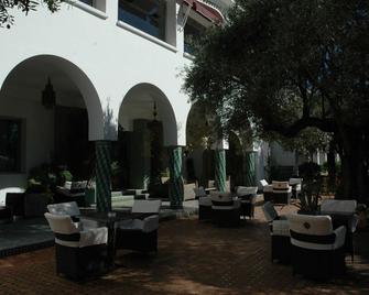 Hotel Transatlantique - Meknès - Pátio