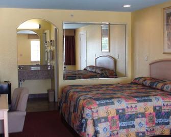 Winnquest Inn Near Ft. Sam Houston - San Antonio - Schlafzimmer