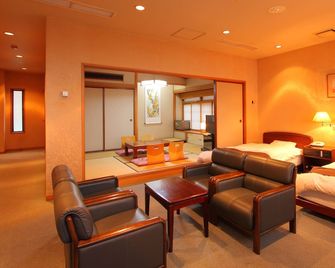 Kasugai View Hotel - Fuefuki - Soveværelse