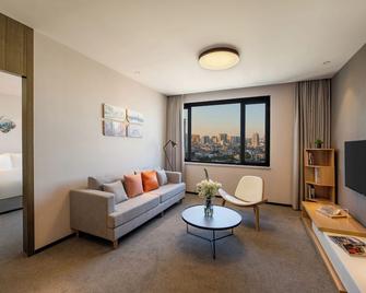 Guangzhou Hotel - Canton Fair Free Shuttle Bus - גואנגג'ואו - סלון