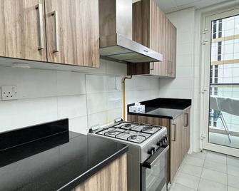 Downtown Hostel Dubai - Dubai - Küche