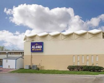 Alamo Inn & Suites - Gillette - Edificio