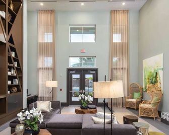 Landing at Tapestry at Cypress Creek - 2 Bedrooms in Wesley Chapel - Land O' Lakes - Lounge