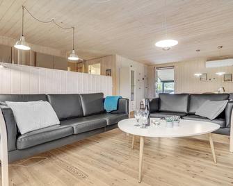 Pet friendly home in Snedsted with sauna - Snedsted - Sala de estar