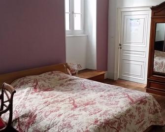 La Maison Des Lumières - Beaumont-de-Lomagne - Habitación