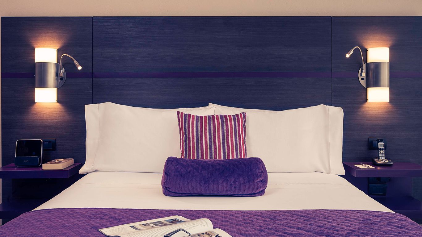 ميركور بيتش تزونا فينانسيرا