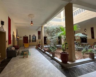 Chambres d'Hôtes Riad Dar Tazoulte - Agdz - Lobby