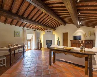 Relais La Costa Historical Residence - Monteriggioni - Slaapkamer