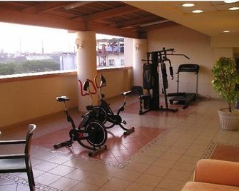 Hotel Provincia Express Minatitlán - Minatitlán - Gym