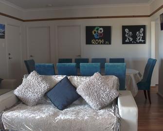 Inspiration House - Milang - Comedor